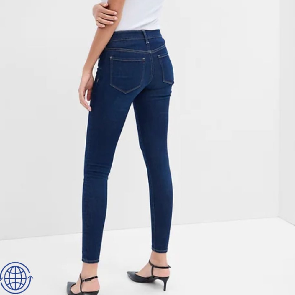 Mid Rise GAP 1969 Dark Wash Blue Skinny Jeans Jegging